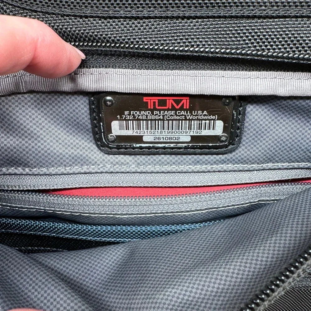 Tumi Alpha 2 Business Briefcase Black Ballistic Nylon Slim Laptop Bag 26110D2
